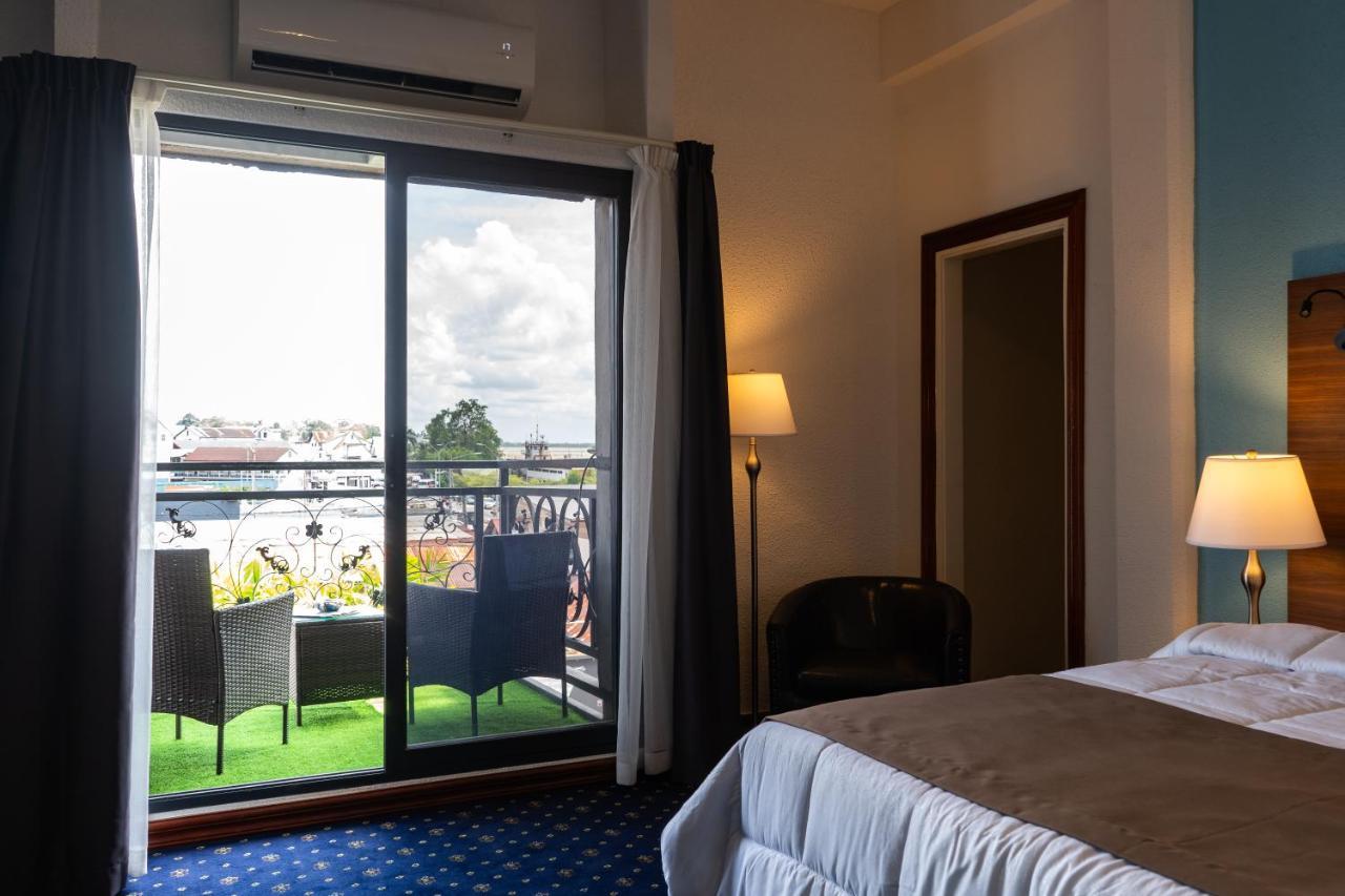 Royal Breeze Paramaribo Bagian luar foto