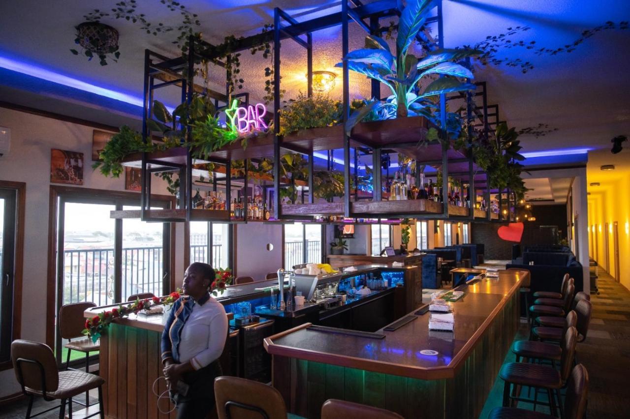 Royal Breeze Paramaribo Bagian luar foto