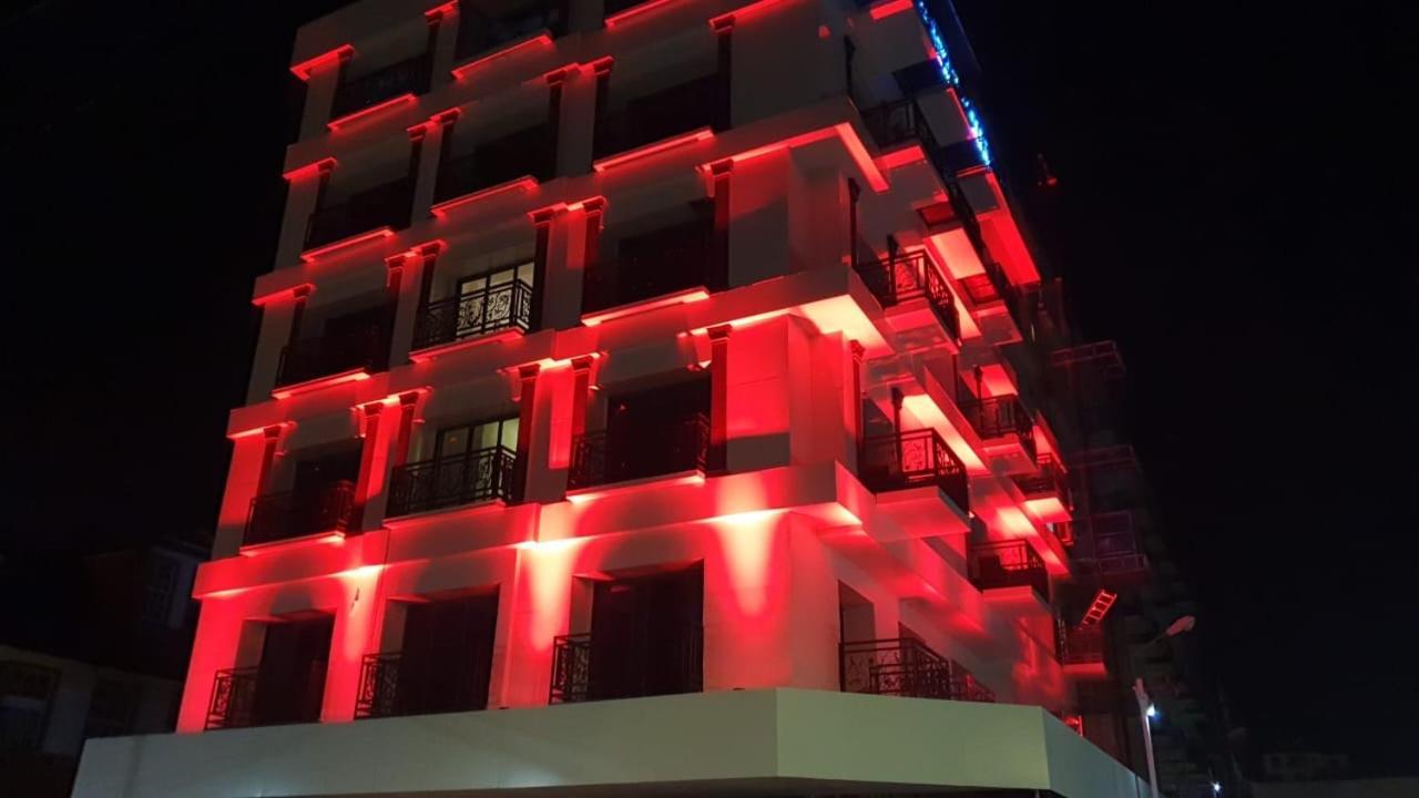 Royal Breeze Paramaribo Bagian luar foto