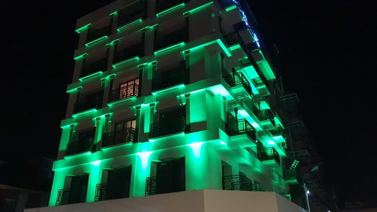 Royal Breeze Paramaribo Bagian luar foto